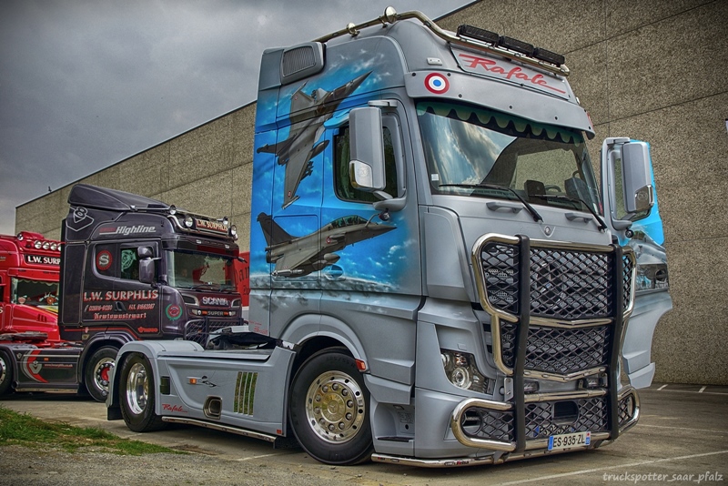 Actros Rafale HDR DSC01710.jpg