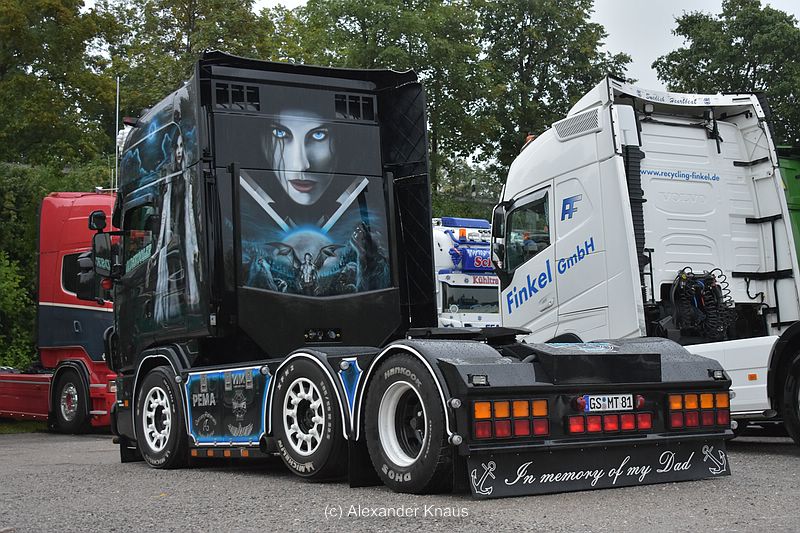 comp_DSC_0695.jpg
