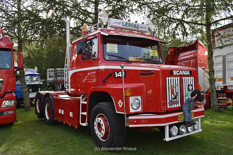comp_DSC_8268.jpg