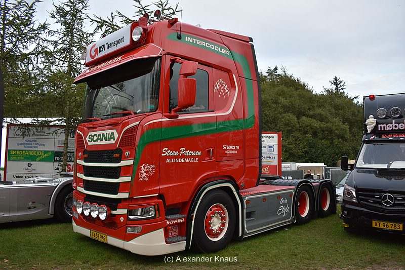 comp_DSC_8477.jpg