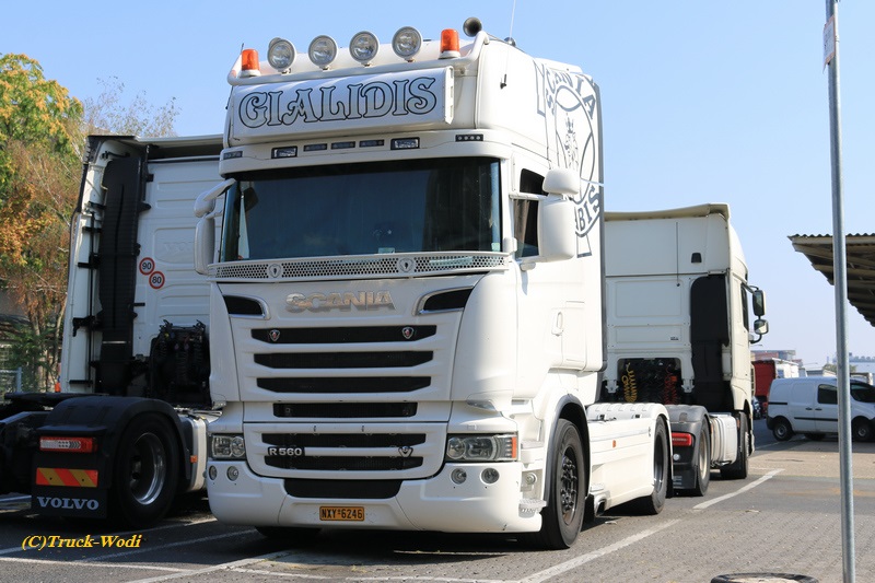 Gialidis Scania R560 NXY-6246 2019 08 30 FRAWEB.jpg