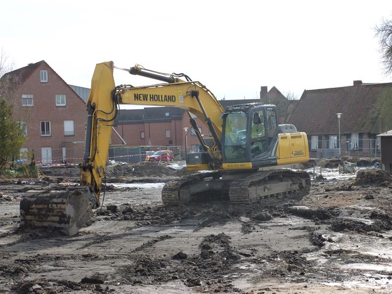 New Holland E 215 C Gelb 1 (Copy).jpg