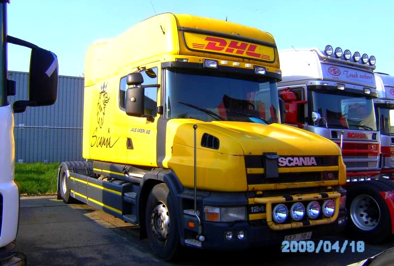 Scania 124L (05) 2009_0418.jpg