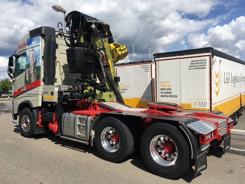 Glück Holztransporte 004.jpg