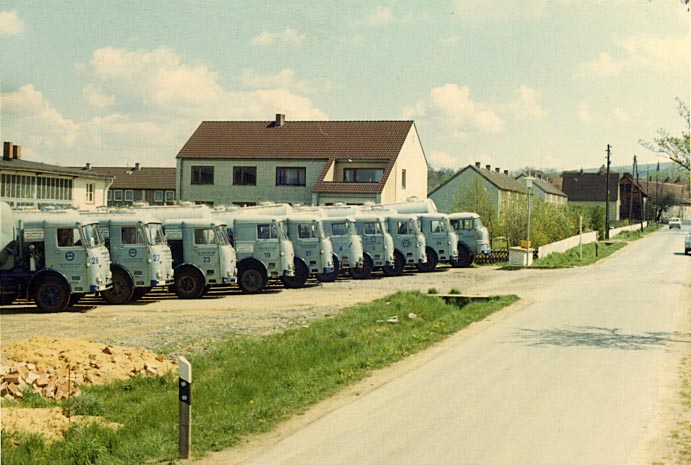 Fahrzeugparade 1.jpg