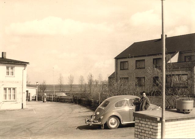 Villa Loppe & Tankstelle.jpg