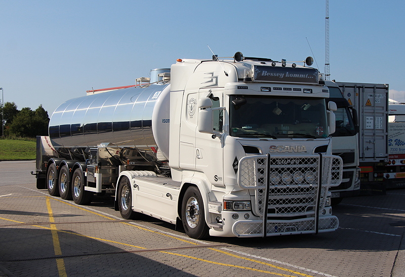 BESSEY SCANIA R HL SL CHTASZ PADBORG 2018 IMG_2668 WEB.jpg
