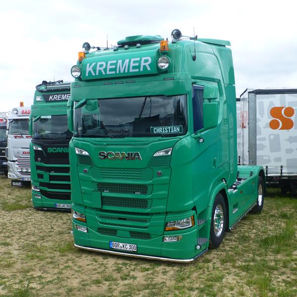 Scania New Kremer 1 (Copy).jpg
