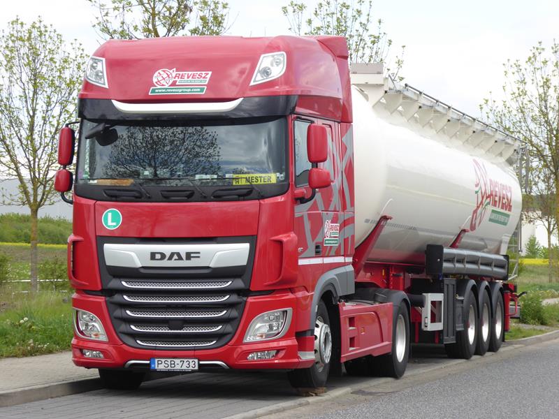 DAF XF 450 Revesz 1 (Copy).jpg