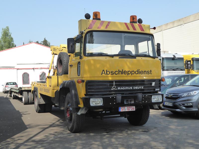 Magirus Deutz 310D26 Abschleppwagen 1 (Copy).jpg