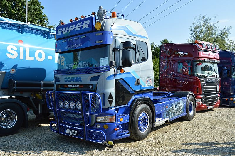 comp_DSC_0136.jpg