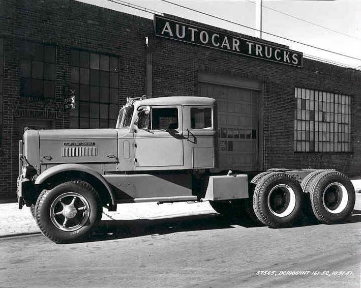 1951 autocar sleeping 1 (1).jpg