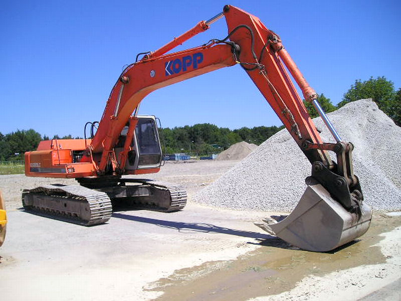 Hitachi EX220LC Kopp  Bild 1.jpg