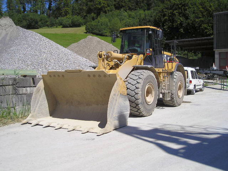 Caterpillar Radlader 972H  Bild 2.jpg