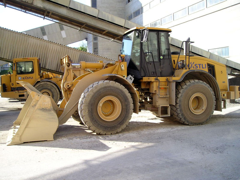 Caterpillar Radlader 966H  Bild 1.jpg