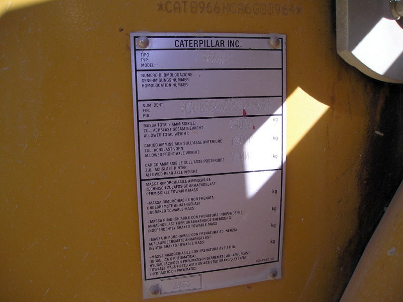 Caterpillar Radlader 966H  Bild 4.jpg