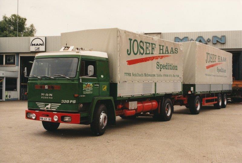 1999.05 BS16 von Haas bei Auto-Baumert in Kehl (1).jpg