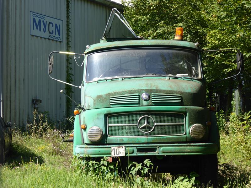 MB 710 Bootstranspoter Grün 1 (Copy).jpg