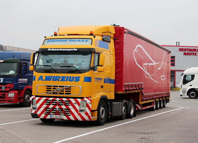 Wirzius Volvo FH12 GLobe JUPPSZ Rade 2016 TIm IMG_6324 b.jpg