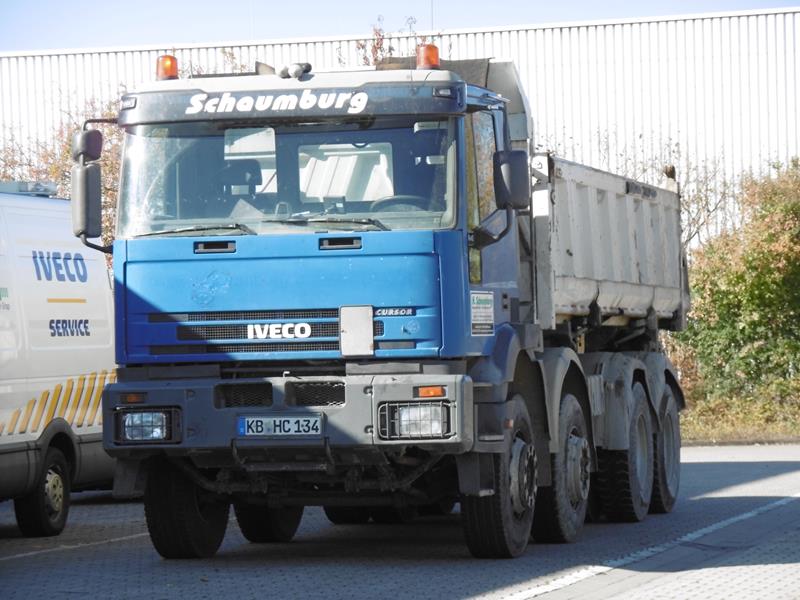 Iveco EuroTrakker 440 Schaumburg 2 (Copy).jpg