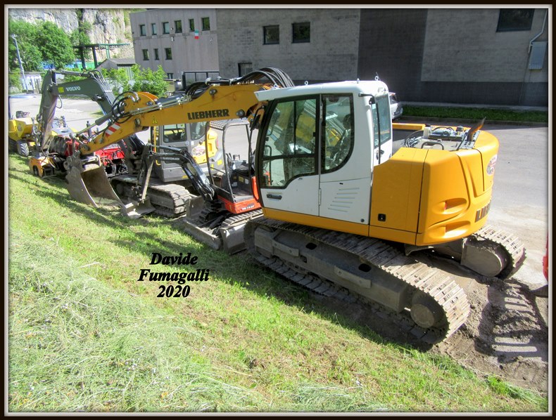 Liebherr 914 Compact RM Costruzioni 001.jpg