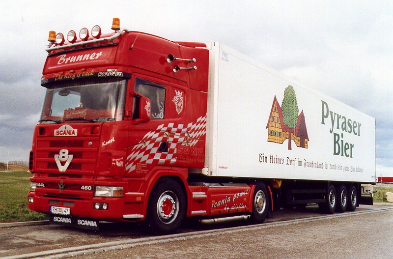 Brunner Scania 144 TL KÜKOSZ Tim 2004 b.jpg