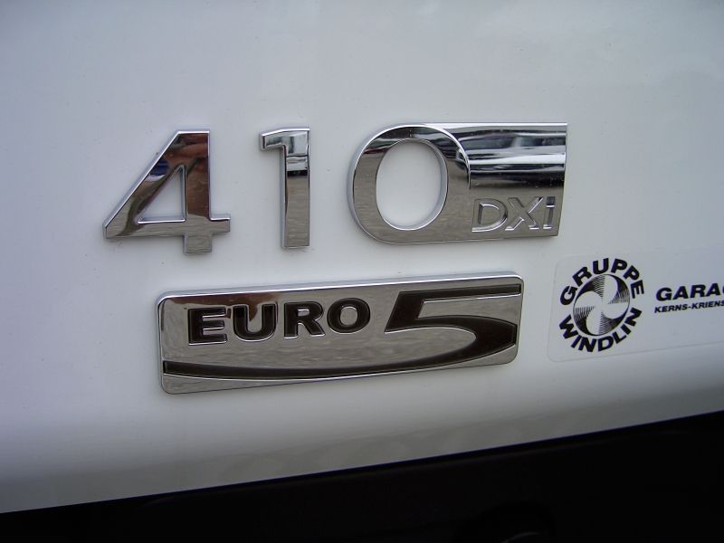 Renault 410.2.jpg