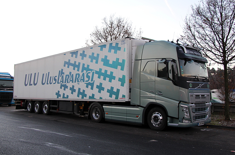 ULU VOLVO FH15 GLOBEXL KÜKOSZ WEISKIRCHEN  2016 TIM IMG_6447 B.jpg