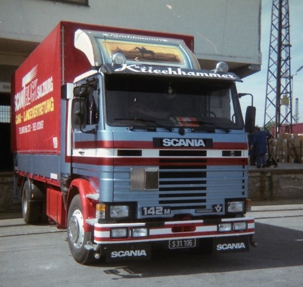 Scania 142_Kriechhammer_S31106_BMB.jpg