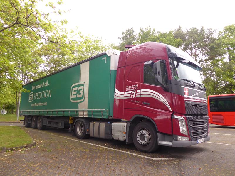 Volvo FH 460 E6 Agriciaus 1 (Copy).jpg