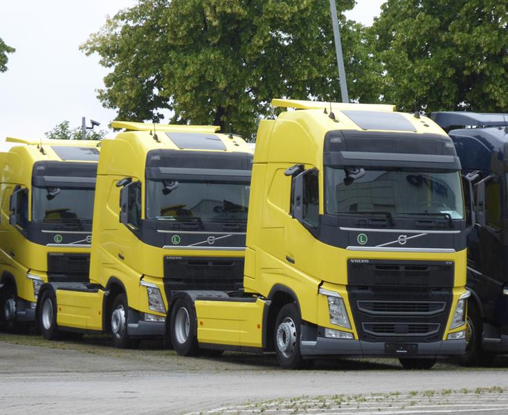 Volvo FH 460 E6 SZM Gelg Trio 1 (Copy).jpg