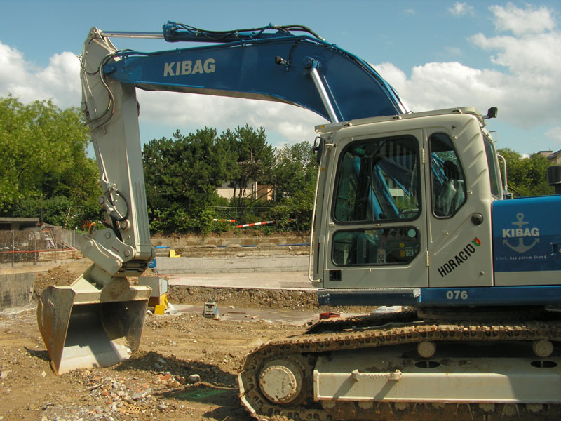 Volvo EC290 Kibag (2).jpg