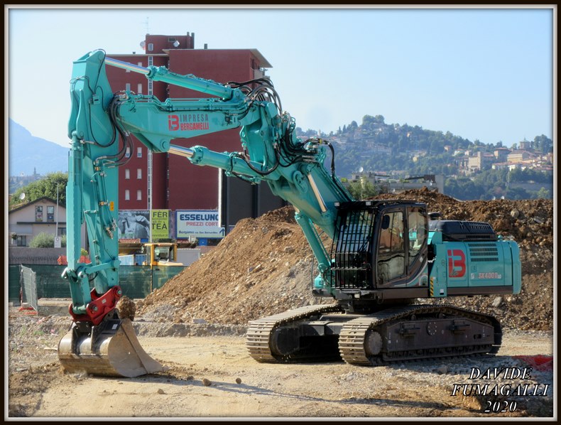 Kobelco SK400D Bergamelli (6).jpg