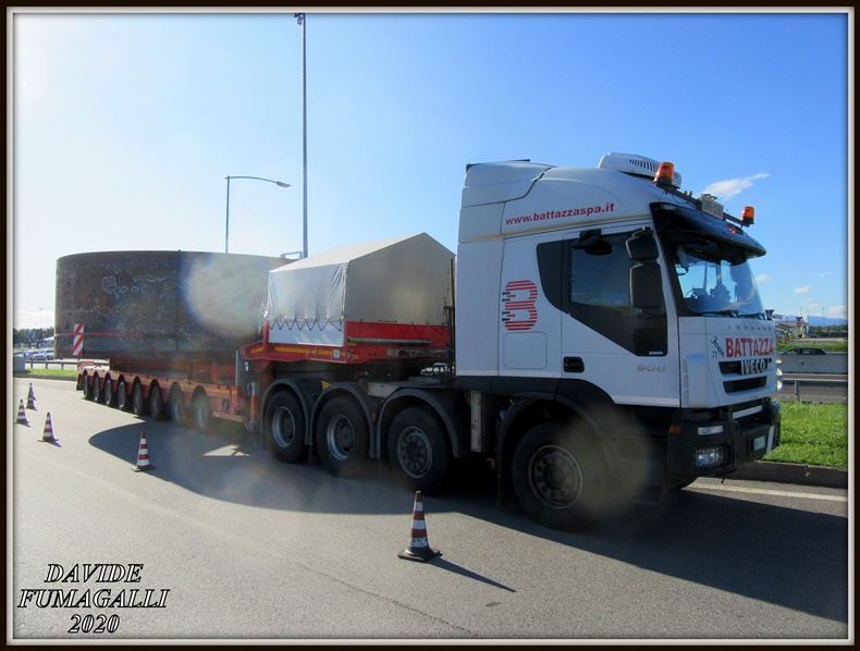 Iveco Trakker 500 Battazza (2).jpg