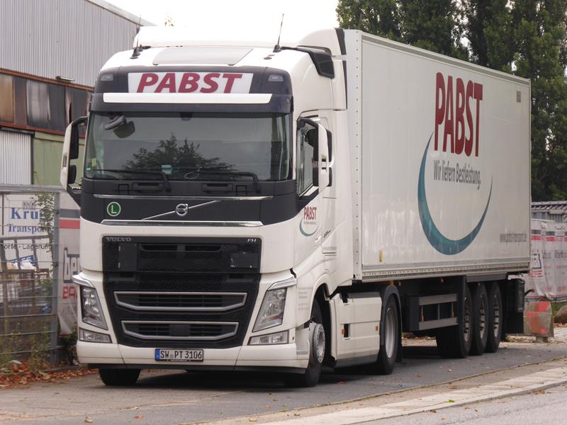 Volvo FH 460 E6 Pabst 5 (Copy).jpg