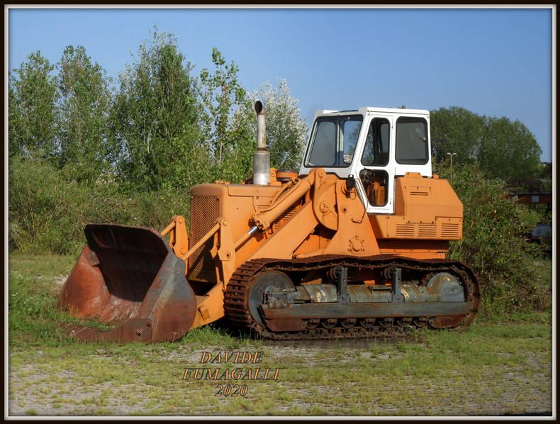 Caterpillar 977.jpg