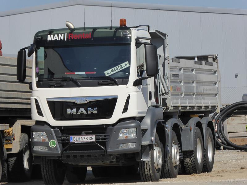 MAN TGS 35.460 E6 MAN Rental 1 (Copy).jpg