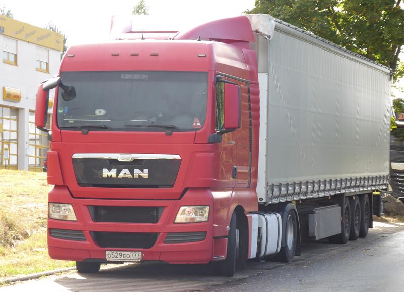 MAN TGX 18.400 Russland 4 (Copy).jpg