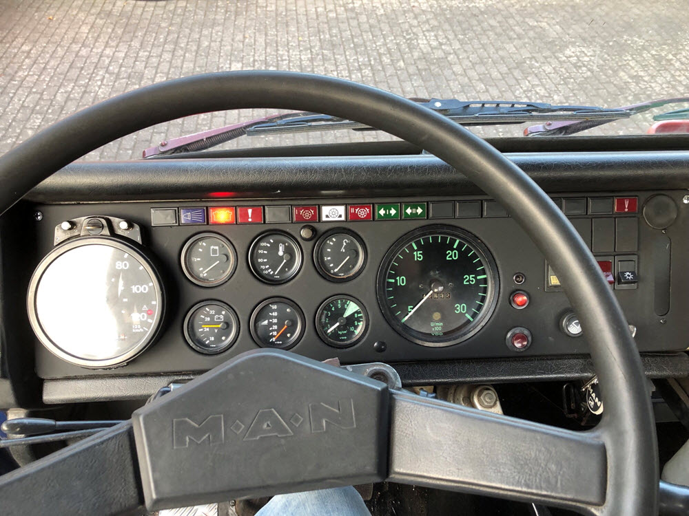 MANF7_18.jpg MANF7_18.jpg