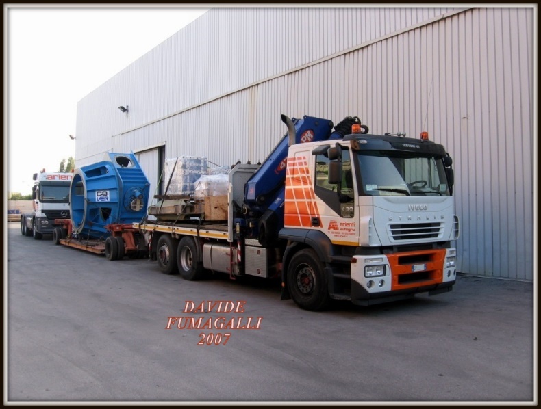 Iveco Stralis 260S43 Arienti 001.jpg