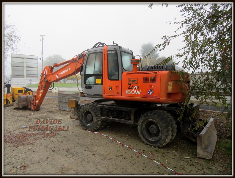 Hitachi Zaxis 160W Errestrade 003.jpg