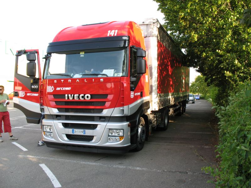 Iveco-ASL-440S50-Arcese-260707-kr_002.jpg