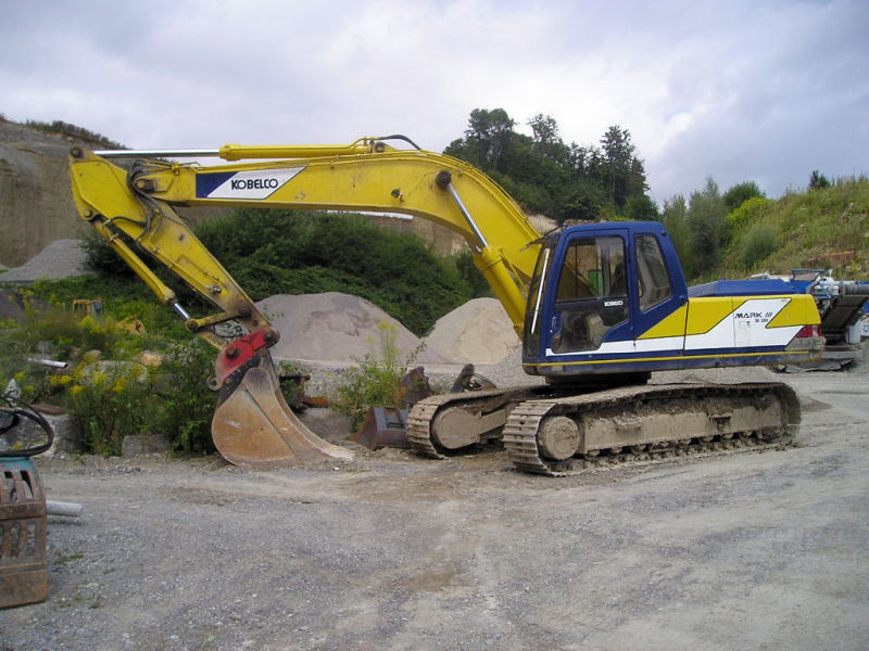 Kobelco SK220III  Bild1.jpg