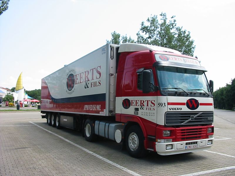 Volvo-FH12-380-Weerts-010803-kr01.jpg