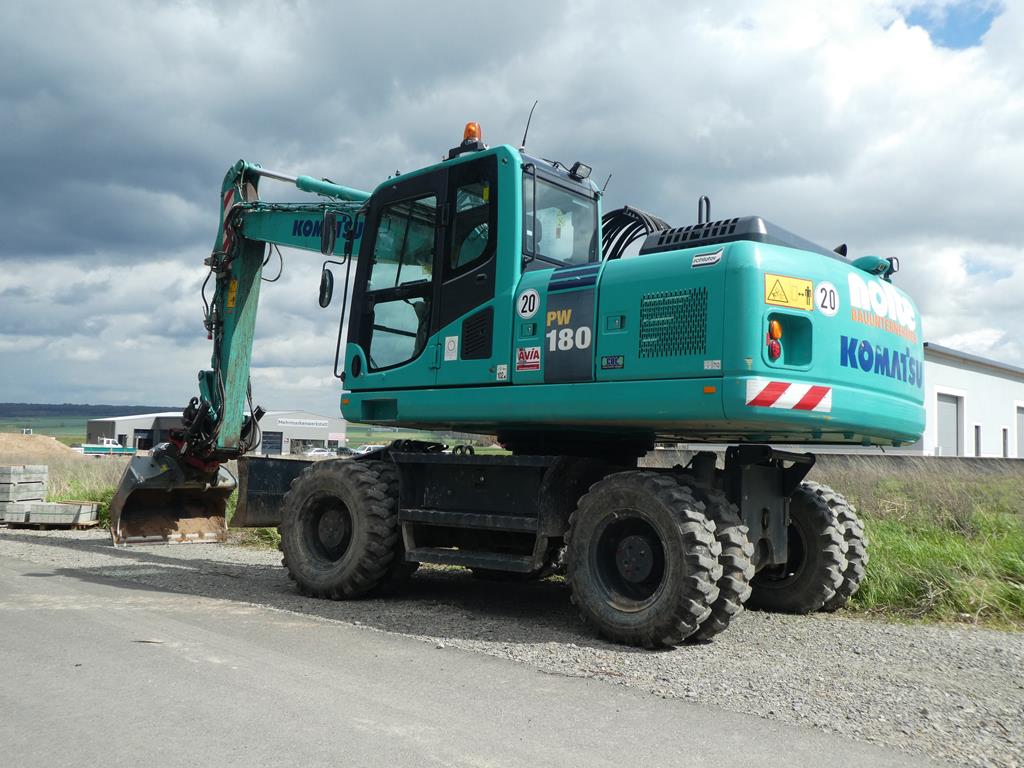 Komatsu PW180 Nolte 2 (Copy).jpg