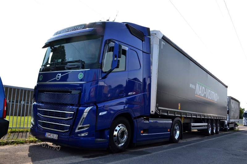 Volvo FH'21 460 GL I-Save NAD-Vojtko[SK].jpg