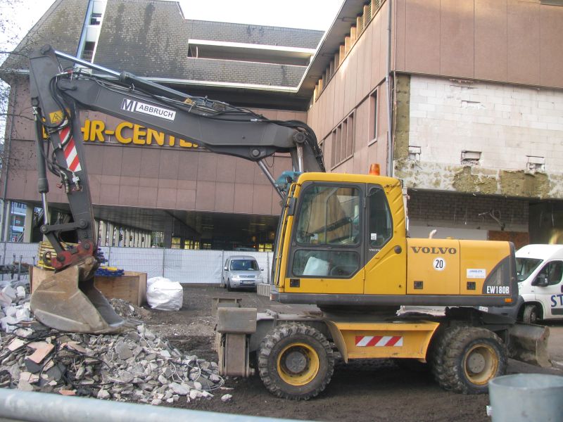 ew 180 b volvo.jpg