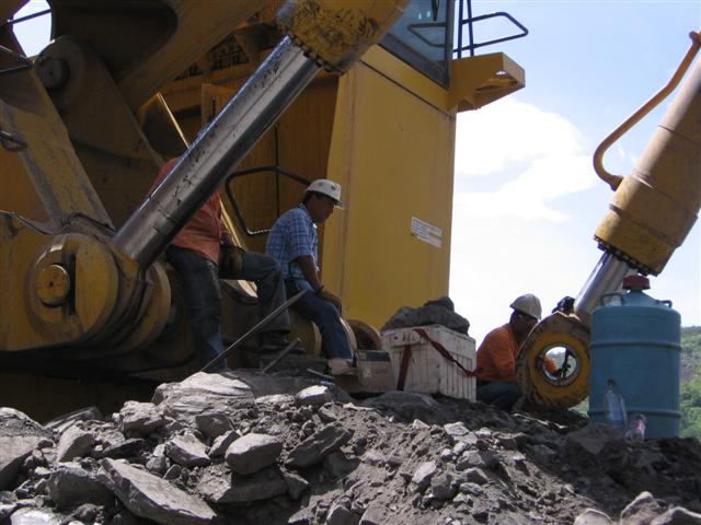 8500 h Service 4.jpg