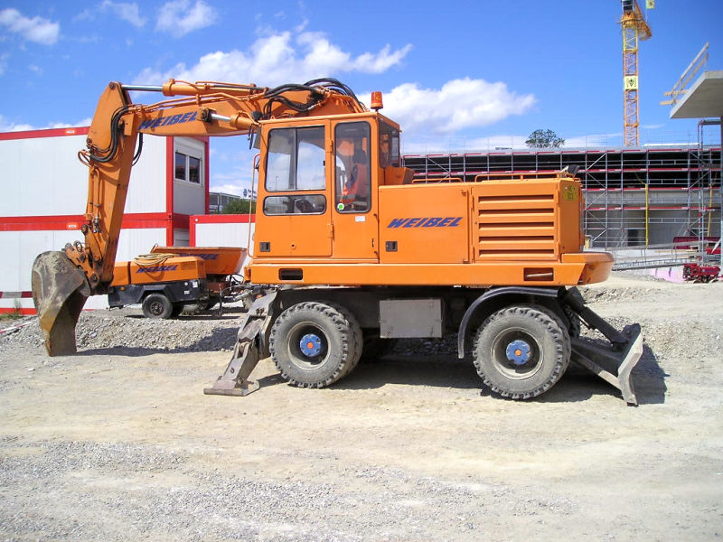 Akerman Mobilbagger EW200  Weibel  Bild1.jpg