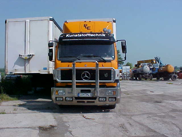 1426-4.jpg